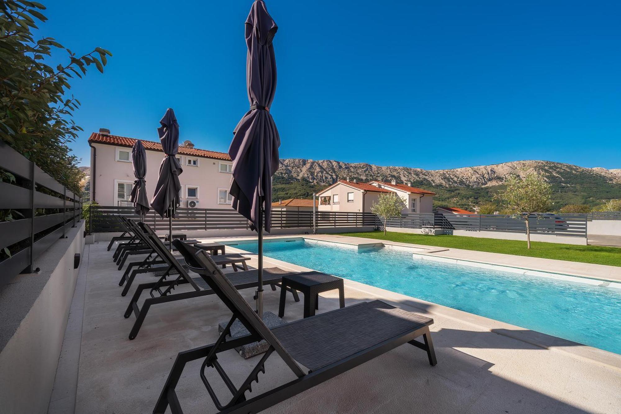 Poolside Apartments Anabella Baska  Exterior photo